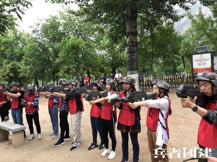 北京拓展訓練 (17).jpg