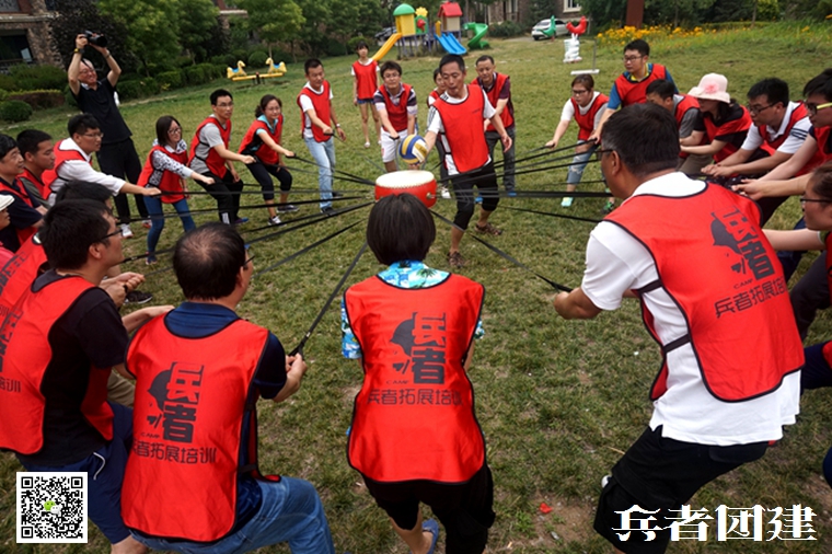 團(tuán)隊(duì)拓展訓(xùn)練 (8).jpg