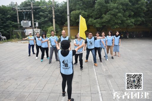 北京拓展公司拓展訓(xùn)練提高員工積極性的方法