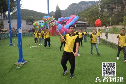 企業(yè)做北京拓展訓(xùn)練的流程是什么樣的呢？